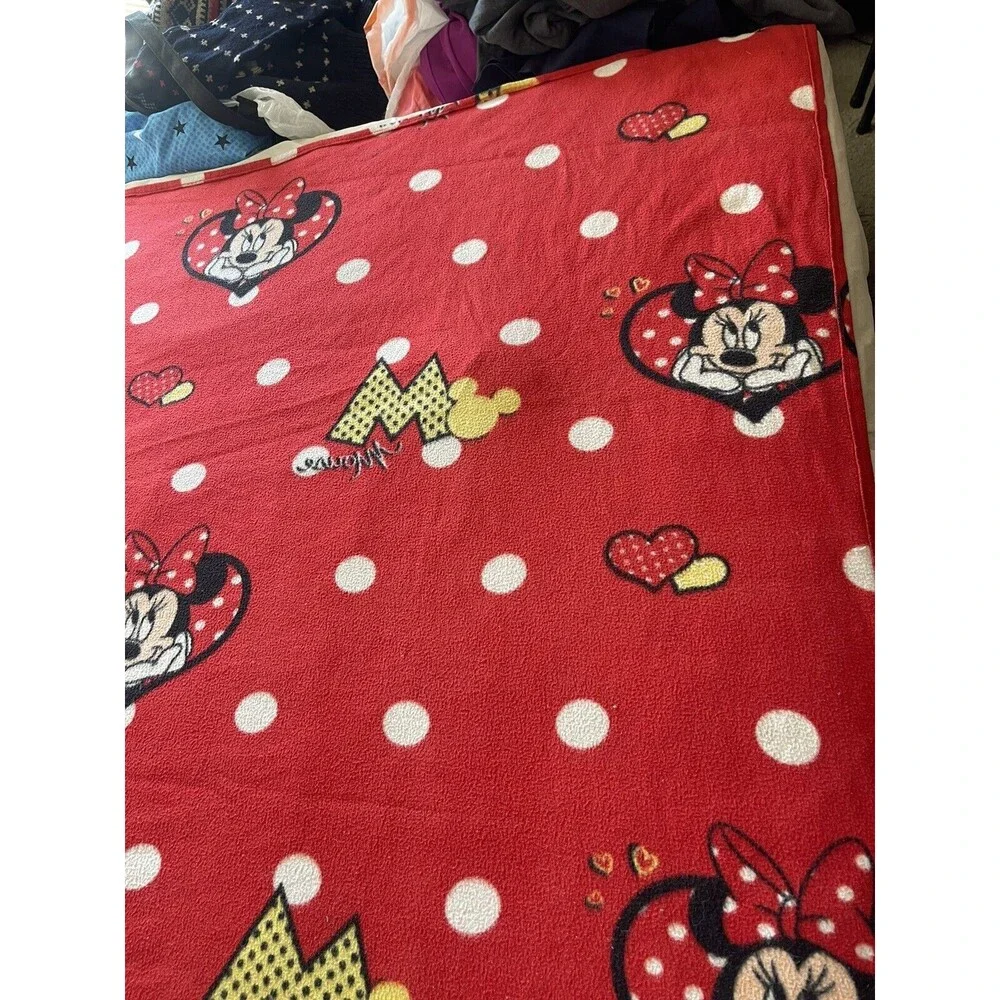Disney Minnie Mouse Blanket  58 in x 66 in, Red Disney Fleece Bedroom